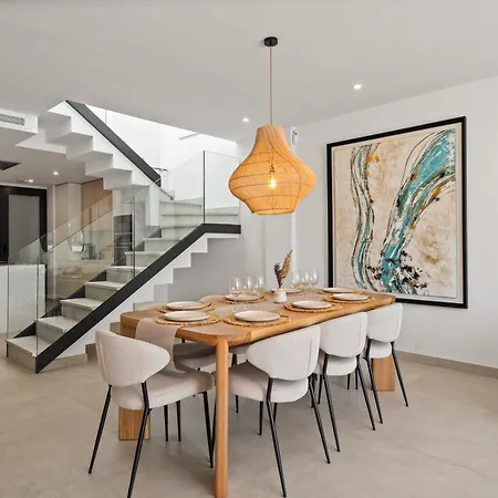 Dunes Penthouse - Brand New, Splendid Rooftop, Pool & Sea View *