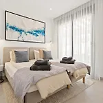 Dunes Penthouse - Brand New, Splendid Rooftop, Pool & Sea View Marbella
