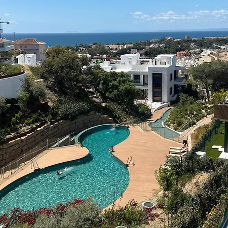 Dunes Penthouse - Brand New, Splendid Rooftop, Pool & Sea View * Marbella