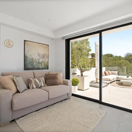 Dunes Penthouse - Brand New, Splendid Rooftop, Pool & Sea View Apartment