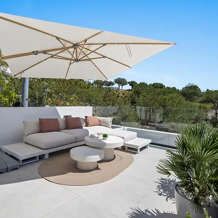 아파트 Dunes Penthouse - Brand New, Splendid Rooftop, Pool & Sea View