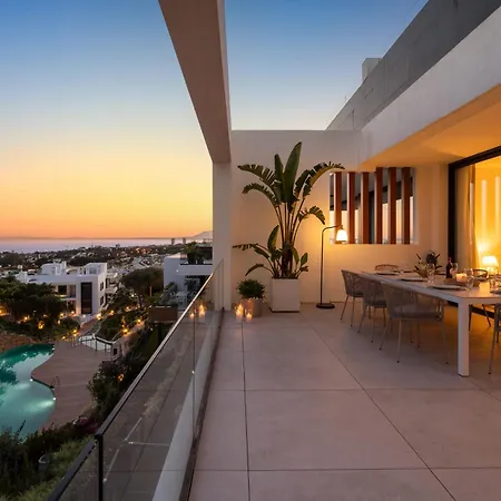Dunes Penthouse - Brand New, Splendid Rooftop, Pool & Sea View Apartment