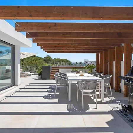 Dunes Penthouse - Brand New, Splendid Rooftop, Pool & Sea View *