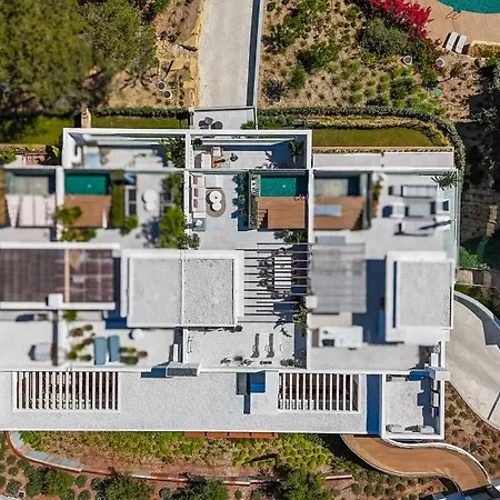 Dunes Penthouse - Brand New, Splendid Rooftop, Pool & Sea View Apartment
