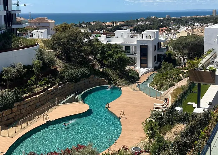 Dunes Penthouse - Brand New, Splendid Rooftop, Pool & Sea View * Marbella