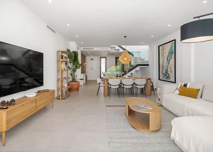 Apartament Dunes Penthouse - Brand New, Splendid Rooftop, Pool & Sea View Marbella