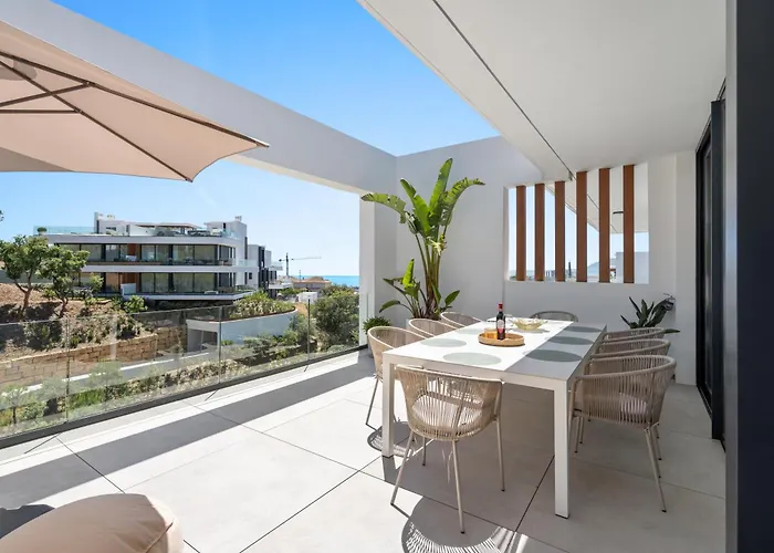 Dunes Penthouse - Brand New, Splendid Rooftop, Pool & Sea View * Marbella