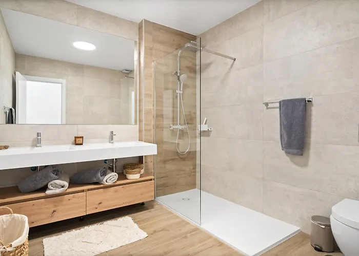 Apartment Dunes Penthouse - Brand New, Splendid Rooftop, Pool & Sea View