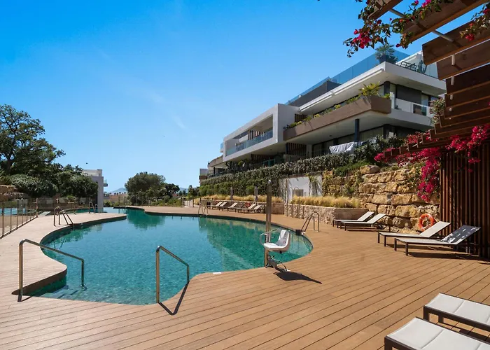 Dunes Penthouse - Brand New, Splendid Rooftop, Pool & Sea View