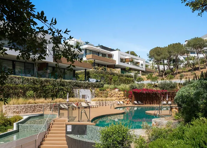 Dunes Penthouse - Brand New, Splendid Rooftop, Pool & Sea View * Marbella