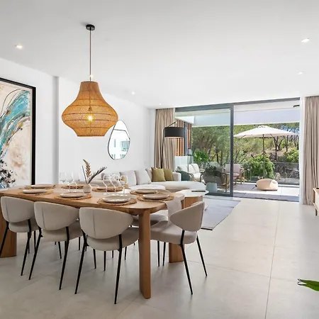 Dunes Penthouse - Brand New, Splendid Rooftop, Pool & Sea View Apartment