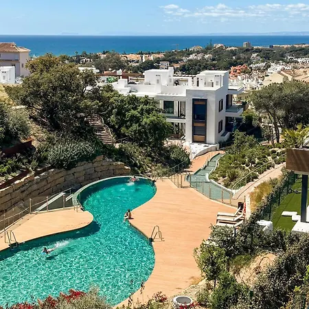 Dunes Penthouse - Brand New, Splendid Rooftop, Pool & Sea View Marbella