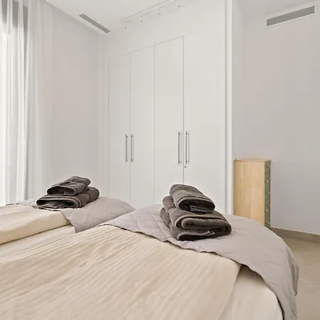 Apartment Dunes Penthouse - Brand New, Splendid Rooftop, Pool & Sea View